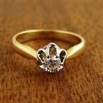 Vintage Engagement Ring with flower-shaped setting, circa 1960