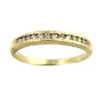 Petite Splendor Diamond Ring